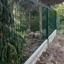  panel ral 6005 , 
podmurowka betonowa 25 cm cegiełka
