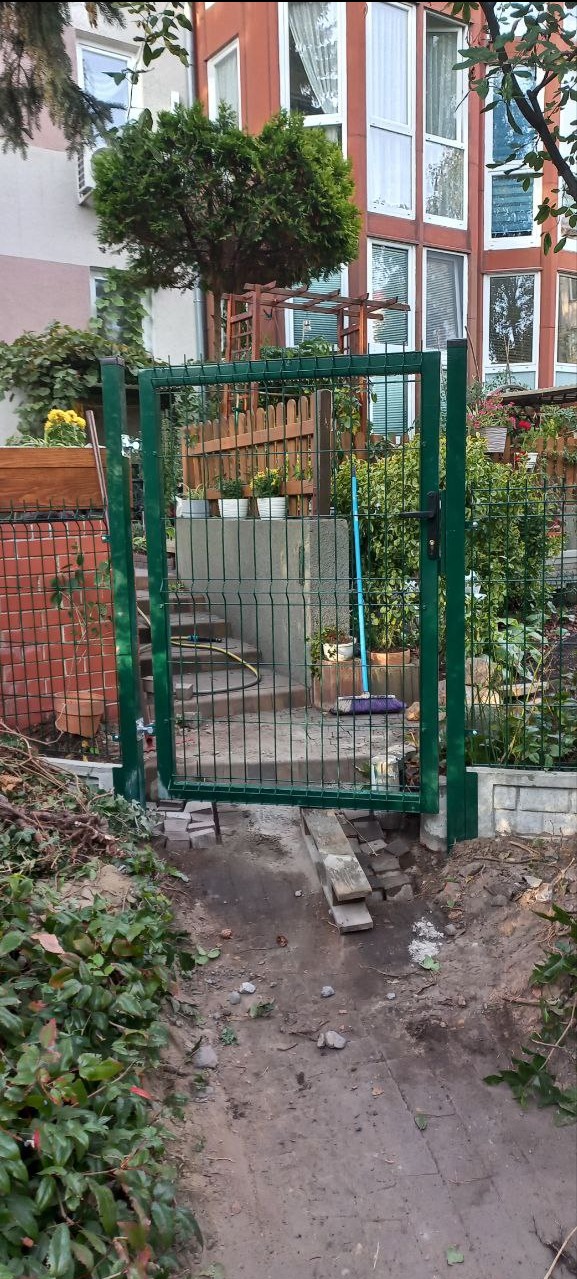 Furtka 100x150 ral 6005, slupki 70x70