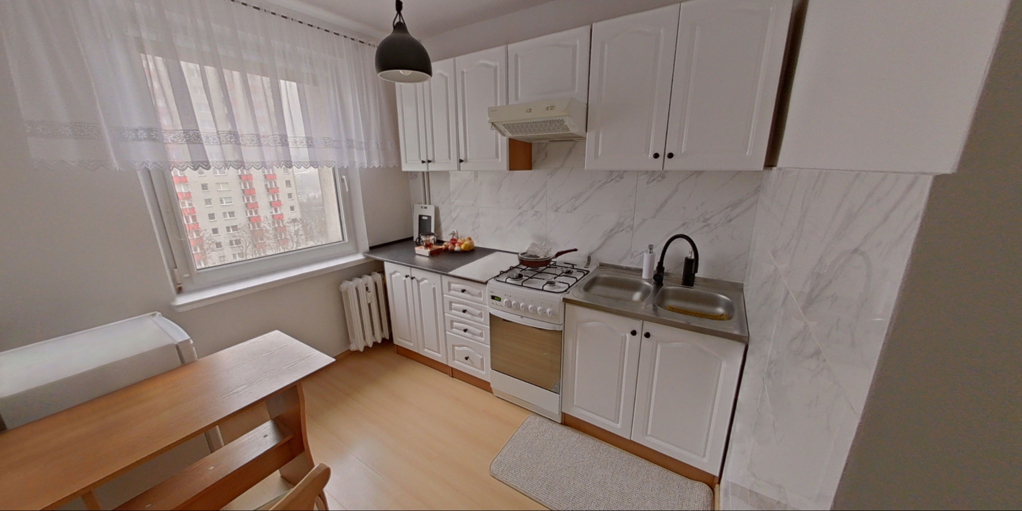 Retusz (tu: wirtualne sprzątanie) - po