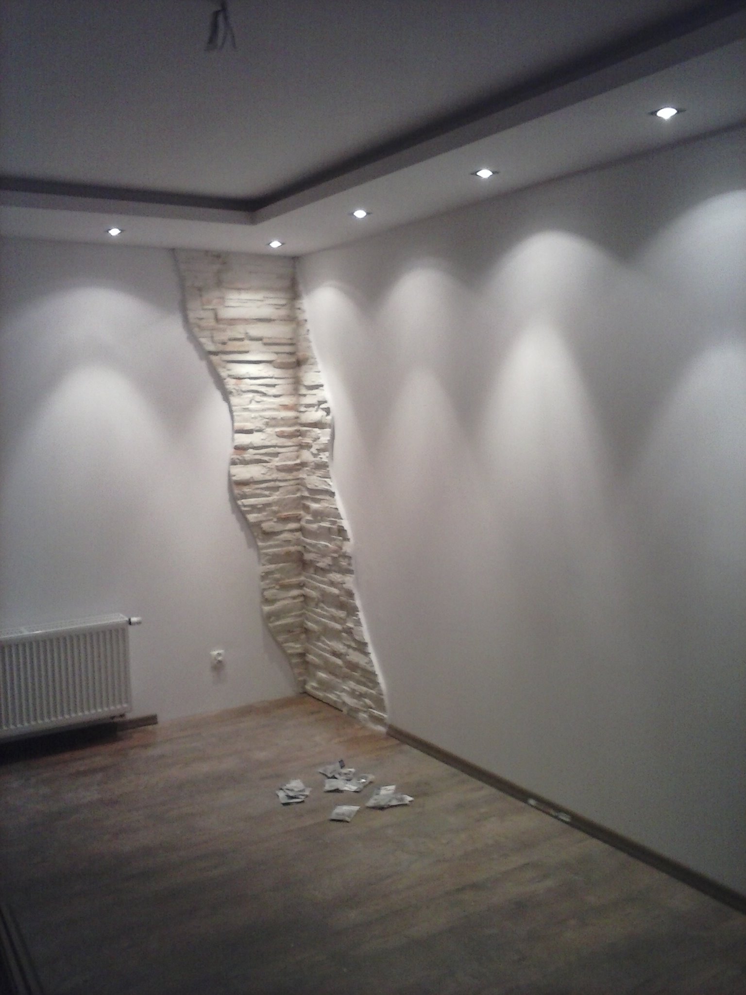 Układanie glazury,gresu,kamienia