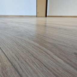 Układanie paneli Wrocław 3