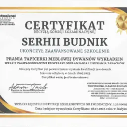 Certyfikat ukończenia szkolenia z prania tapicerki meblowej, dywanów i wykładzin przez Serhii Budnik. Wydany przez Professional Cleaning Education.