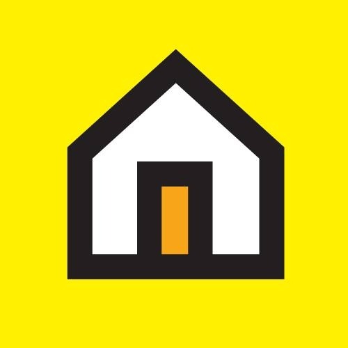 Minimalistyczny ikona domu z czarnym obrysem, białą przestrzenią i pomarańczowymi drzwiami na jaskrawożółtym tle.