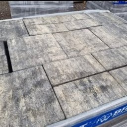 Przykład kostki colormix , tu Bruk-Bet Visio 6cm wapień dewoński , dostępne mamy wszystkie rodzaje i kolory