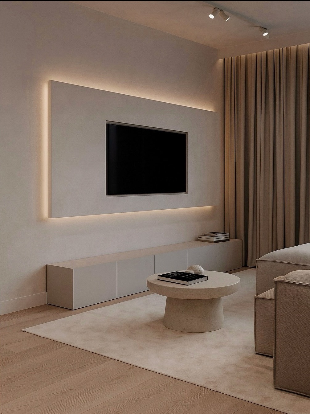 Minimalistyczny salon z podświetlaną ścianą TV, beżową sofą i okrągłym stolikiem kawowym. Stonowana kolorystyka, drewniana podłoga i eleganckie zasłony.