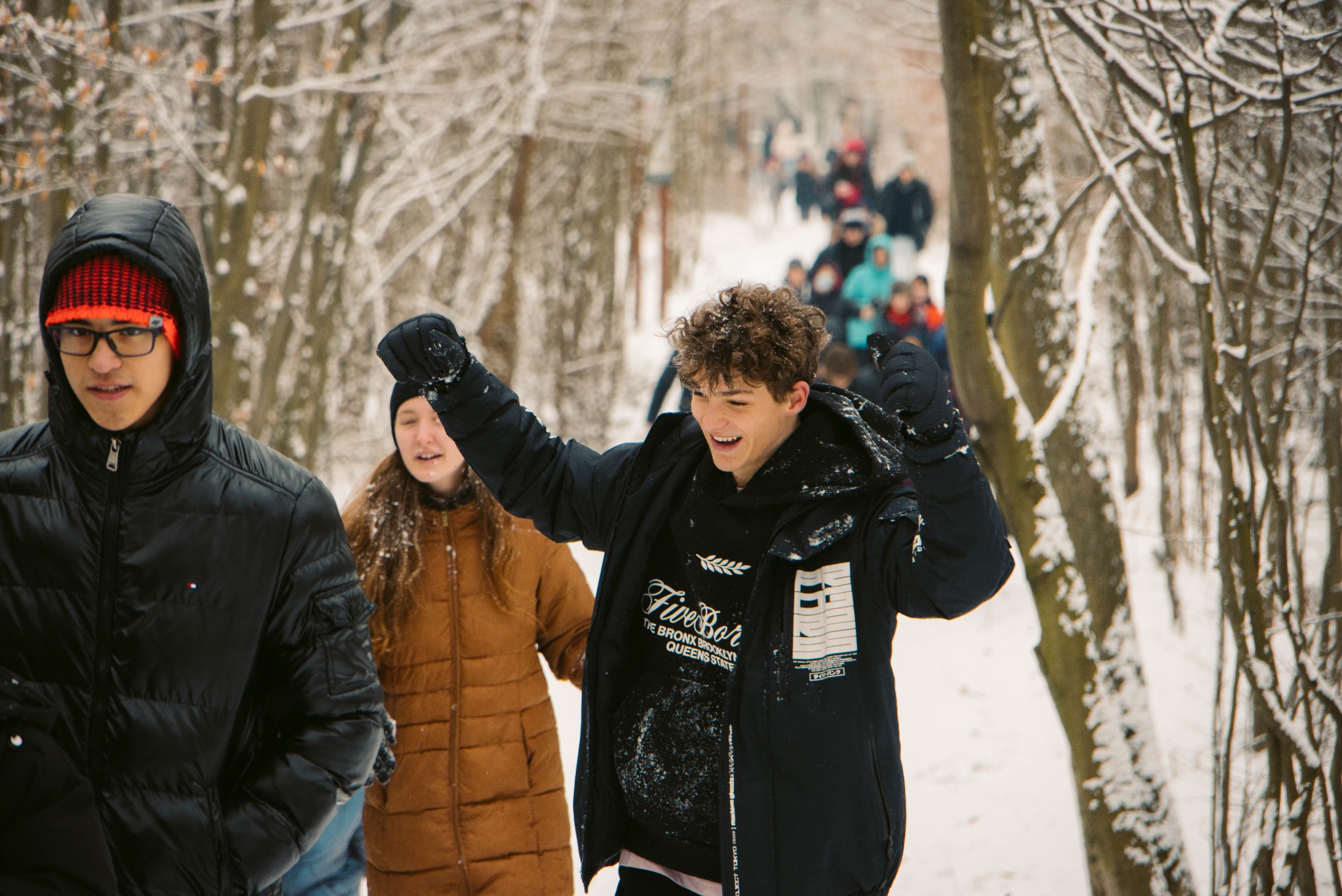 Na obozach zimowych wychodzimy z ośrodka na gry terenowe