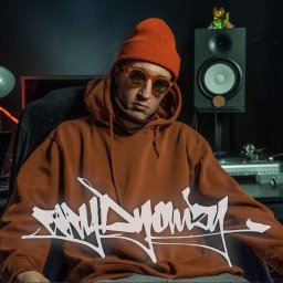 Michał Dyonizy NAYZHAUS - Studio Fotograficzne Gdynia