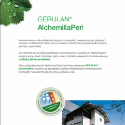 Elewacja budynku pomalowana farbą hydrofobową Gerulan Alchemilla Perl, zapewniającą długotrwałą czystość i ochronę przed grzybami oraz algami.