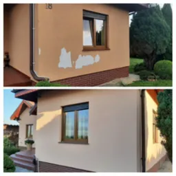 Zdjęcie 'przed i po' prezentujące odnowioną elewację domu z numerem 18. Widoczne odpryski farby przed i gładka, jednolita powierzchnia po renowacji. Ujęcie z bliska, z oknem.