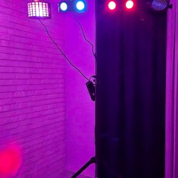 GOLDEN PARTY Łukasz Złoto - Nasze Oświetlenie - posiadamy kilka różnych świateł + dwa statywy (łącznie można uruchomić 8 sztuk)