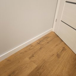 Układanie paneli Pruszków 2