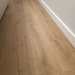 Układanie paneli Pruszków 1