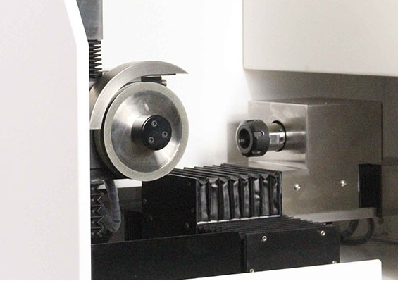 4-osiowa maszyna CNC do ostrzenia frezów HM, wierteł