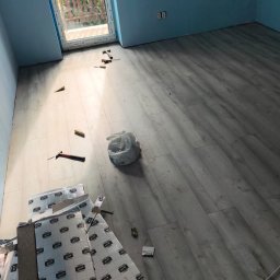 MONT-TRANS SPÓŁKA Z OGRANICZONĄ ODPOWIEDZIALNOŚCIĄ - Panele laminowane