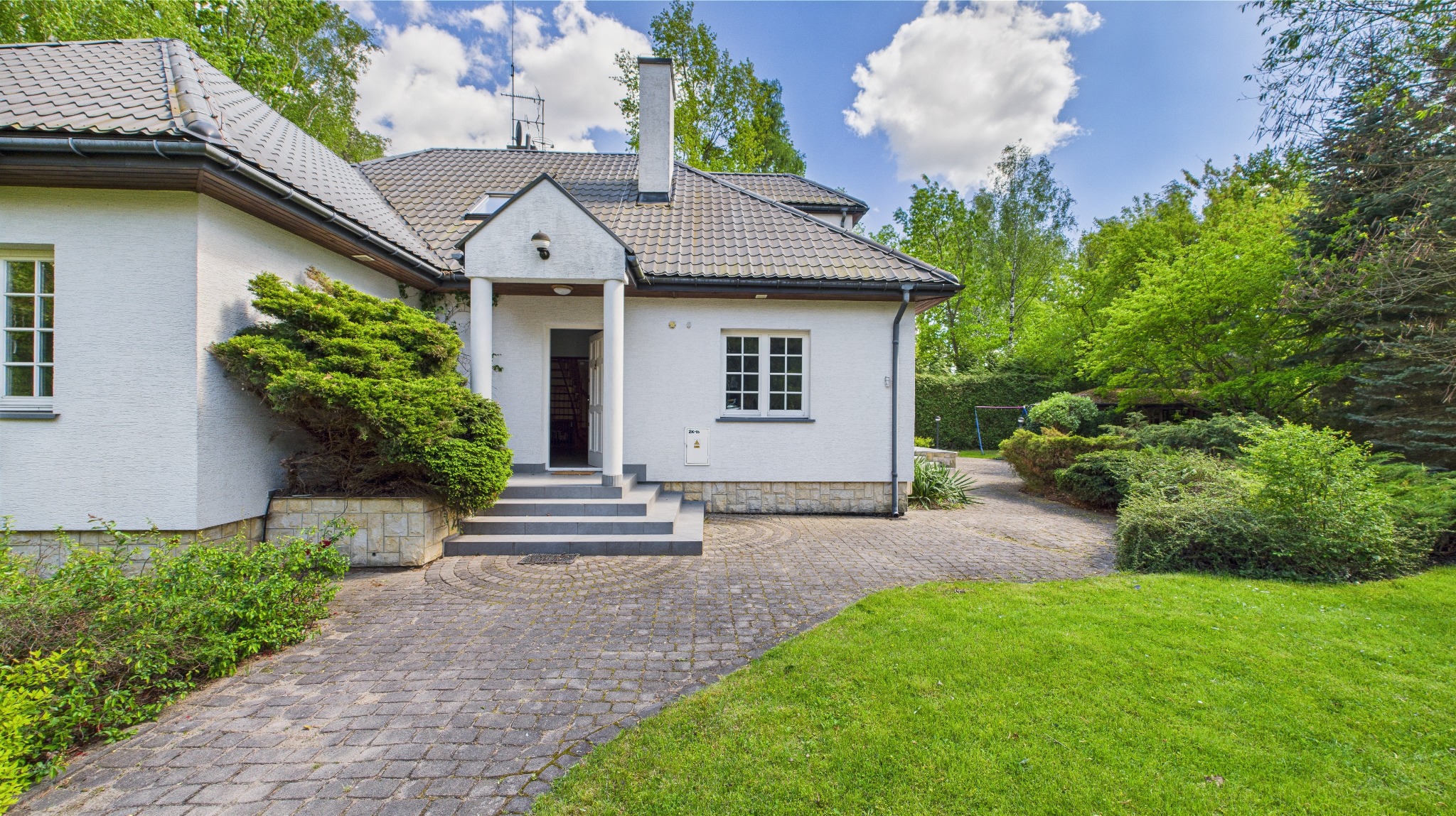 Domy - sprzedajemy średnio w 4 miesiące