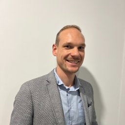 AGENT NIERUCHOMOŚCI ARIEL CZEPCZOR - Zakup Mieszkań Wrocław