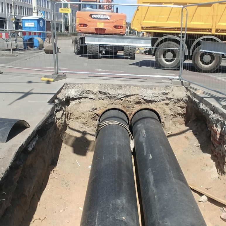 Przebudowa sieci ciepłowniczej tradycyjnej na ul. Kazimierza Wielkiego we Wrocławiu.