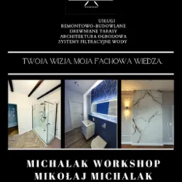 Usługi remontowo-budowlane: aranżacje łazienek w kadrach na czarnym tle z logo firmy 'Michalak Workshop'. Widoczne kabiny prysznicowe, umywalki i płytki.