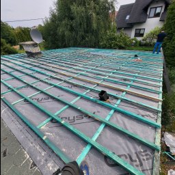 Ofer servicii profesionale de montaj, reparații și întreținere acoperișuri. Lucrez cu materiale de calitate (tablă, țiglă, șindrilă, carton bitumat, jgheaburi și burlane) și asigur finisaje durabile și rezistente la intemperii.