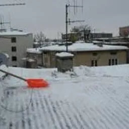 ODŚNIEŻANIE(dachy,podwórka,parkingi itp)