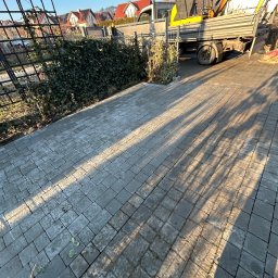 Niwelacja terenu Świątniki Górne 1