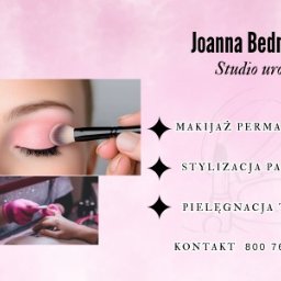 Wizytówka jest estetyczna, kobieca i spójna kolorystycznie (róż + czerń + biel). Łączy prostotę z elegancją – zdjęcia po lewej równoważą tekst.

👉 Skierowana do klientek szukających usług kosmetycznych