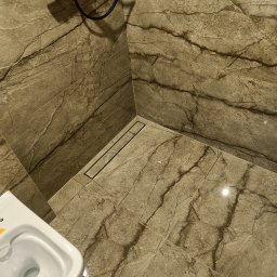 Odpływ liniowy ze spadkiem kopertowym