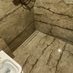 Odpływ liniowy ze spadkiem kopertowym