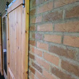 Jesteśmy również producentem płytek ceglanych rustykalnych.