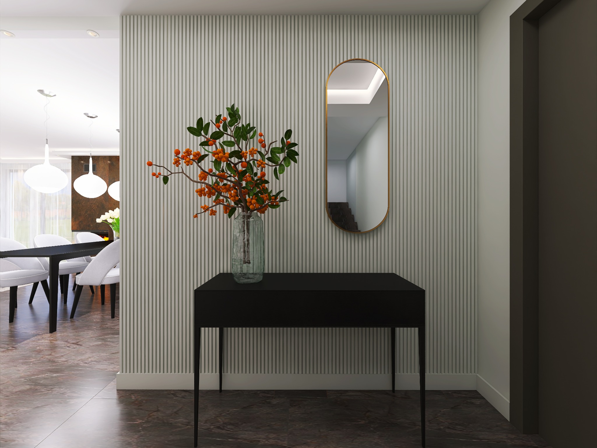 Hol z konsolą, lustrem i wazonem z gałązkami jarzębiny na tle ściany w pionowe pasy. W tle widoczny salon z jadalnią i białymi krzesłami. Nowoczesny styl.