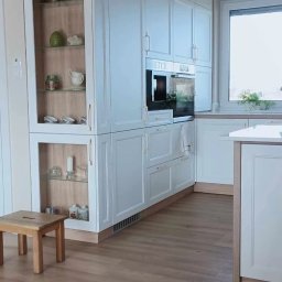 Custom-Made Furniture Meblowo - Meble na wymiar - Układanie paneli i parkiet&oacute;w Wodzisław Śląski