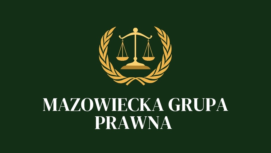 Logo Mazowieckiej Grupy Prawnej na zielonym tle, z symbolem wagi otoczonej złotym wieńcem laurowym.
