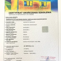 Certyfikat ukończenia szkolenia z termowizji w instalacjach elektrycznych, wystawiony przez CERTO Sp. z o.o. Zawiera dane uczestnika, daty i zakres szkolenia.