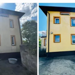 Zdjęcie 'przed i po' mycia elewacji budynku. Po lewej brudna elewacja, po prawej czysta, żółta elewacja. Widoczne okna z brązowymi ramami i fragment nieba.