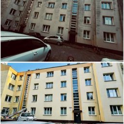 Czysta hata - Zdjęcie 'przed i po' przedstawia blok mieszkalny z szarą elewacją przed odnowieniem i odnowioną, beżową elewacją z żółtymi akcentami. Widoczny podnośnik koszowy.