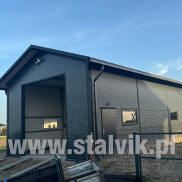 Stalvik Garaże z płyt warstwowych - Znakomite Hale Stalowe Radzyń Podlaski