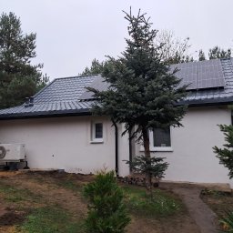 FIRMA USŁUGOWO BUDOWLANA BUDMAR MM MARCIN MENDYK - Zdjęcia budynku po wymianie pokrycia dachowego i termomodernizacji oraz montażu instalacji fotowoltaicznej