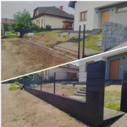 Zdjęcie 'przed i po' z montażu ogrodzenia panelowego na podmurówce z bloczków betonowych. Widok na posesję z ulicy. Górna część ukazuje teren przed montażem, dolna - po.