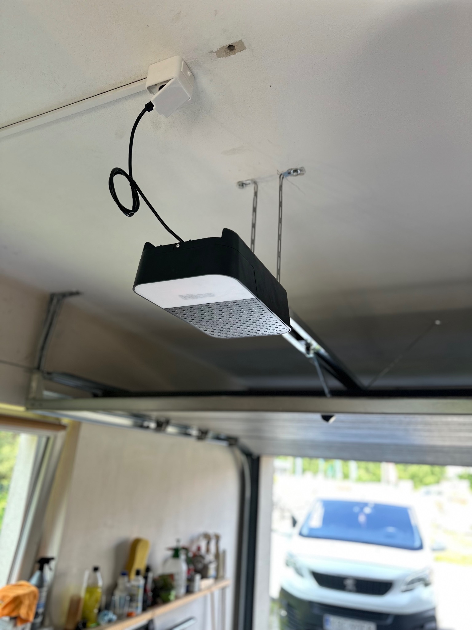 napęd bramy garażowej