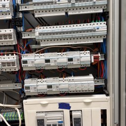 WAYCO SP&Oacute;ŁKA Z OGRANICZONĄ ODPOWIEDZIALNOŚCIĄ - Instalatorstwo energetyczne Złotoryja