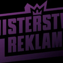 Fioletowe logo firmy 'Ministerstwo Reklamy.pl' na czarnym tle. Logo w formie napisu umieszczonego w prostokątnej ramce ze stylizowaną koroną u góry.