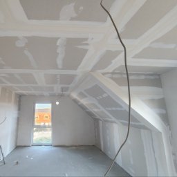 Damian R&oacute;żański - Składanie Mebli Rojewo