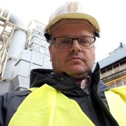 Tłumaczenie ustne w zakładzie metalurgicznym 