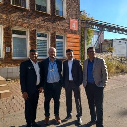 Z Klientami z Hindustanu/Indie