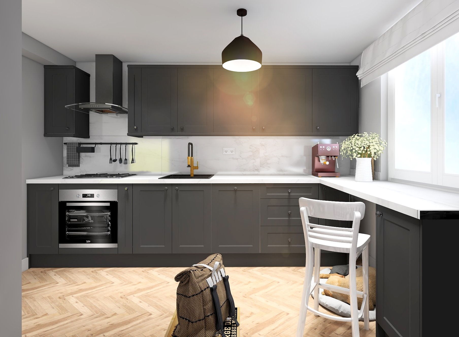 Nowoczesna kuchnia w szarościach z drewnianą podłogą w jodełkę. Na blacie ekspres do kawy i kwiaty w wazonie, nad blatem rząd szafek. Nad zlewem bateria w kolorze złota.