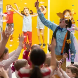 Z naszymi spektaklami odwiedzamy przeróżne galerie handlowe na terenie całej Polski.