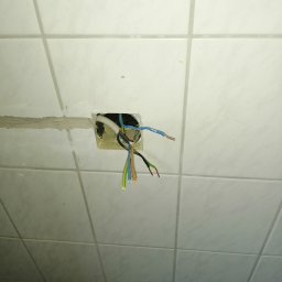 Przesunięcie punktu gniazdo.