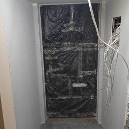 Roman Szczepanowski - Pierwszorzędna Wymiana Instalacji Elektrycznej w Mieszkaniu Bytom