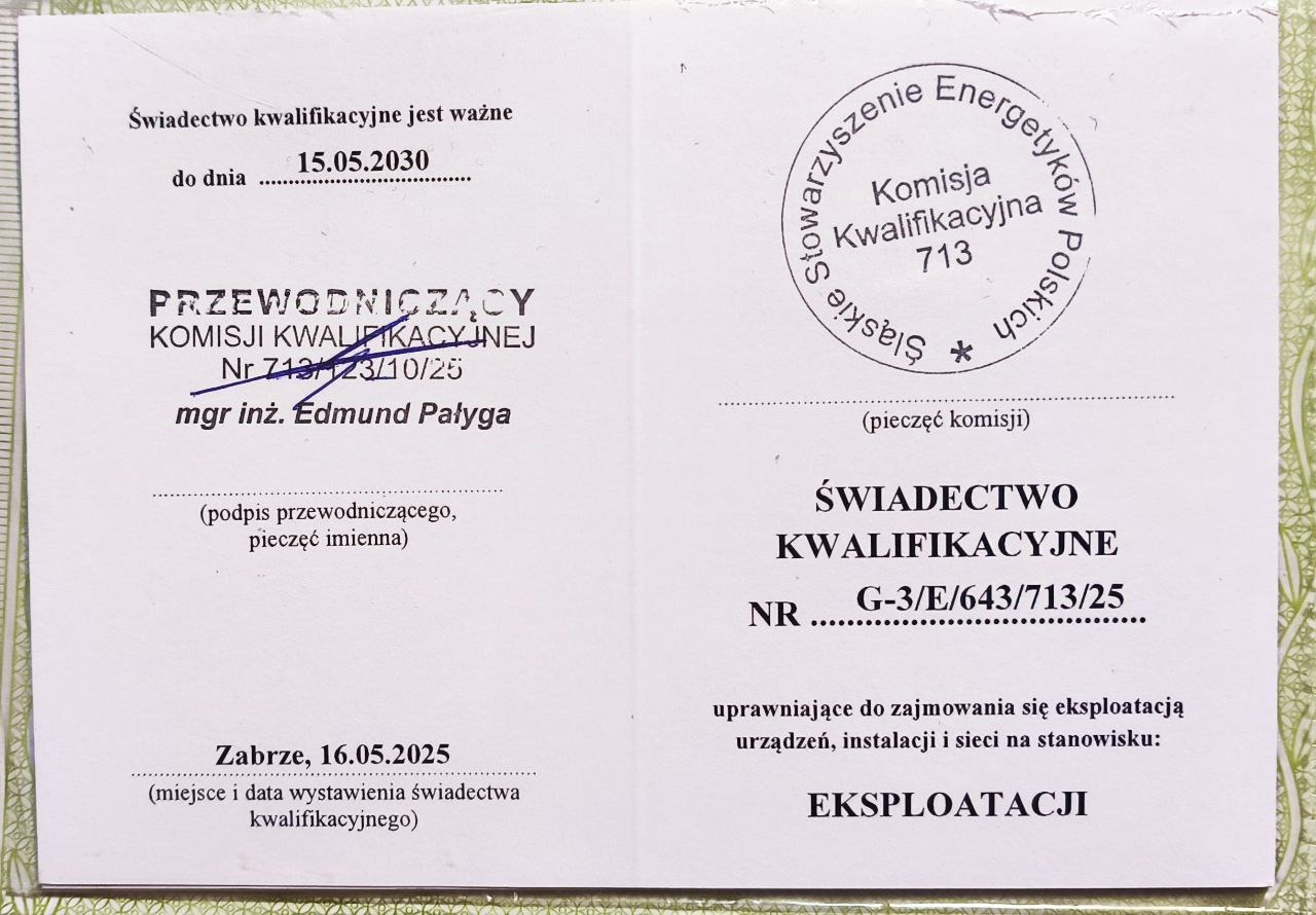 Skan świadectwa kwalifikacyjnego z pieczęcią i podpisem przewodniczącego komisji, uprawniającego do eksploatacji urządzeń i instalacji elektrycznych.