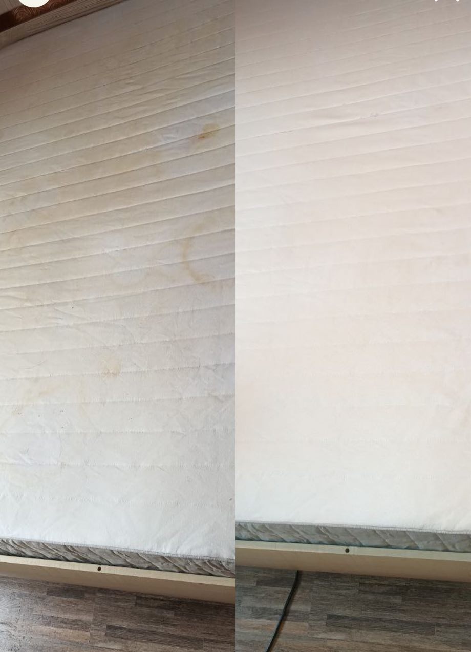 Materac przed i po czyszczeniu: widoczne plamy po lewej stronie i czysta powierzchnia po prawej, ukazujące skuteczność usługi prania.